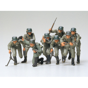 Tamiya 35030 German Assault Troops 1:35 Scale Model Military Miniature Series no.30