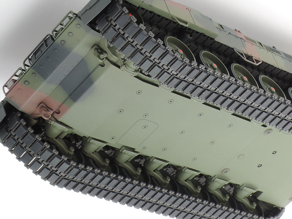 Tamiya German Main Battle Tank Leopard A7V; Scale 1:35