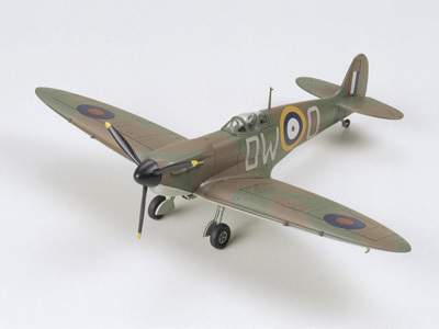 Tamiya 60748 Supermarine Spitfire 1/72 Scale Model Kit