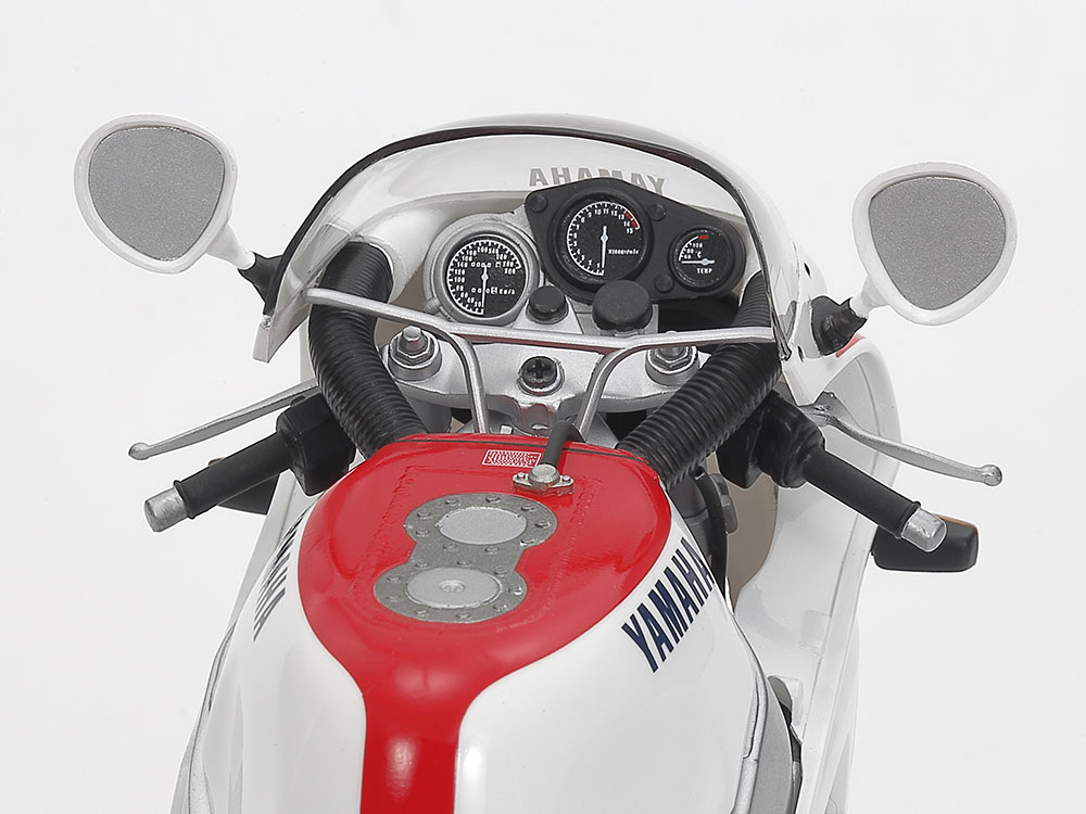 Tamiya 14058 The rider’s position