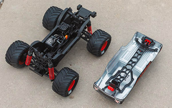 CLIP-FREE BODY ATTACHMENT