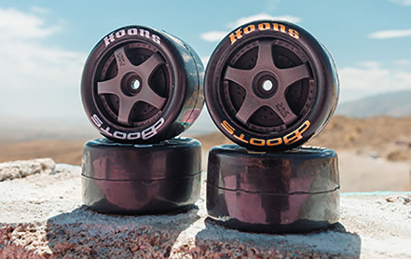 DBOOTS HOONS BELTED STREET TIRES