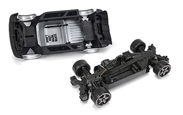QUICK-RELEASE CLIPLESS BODY DESIGN