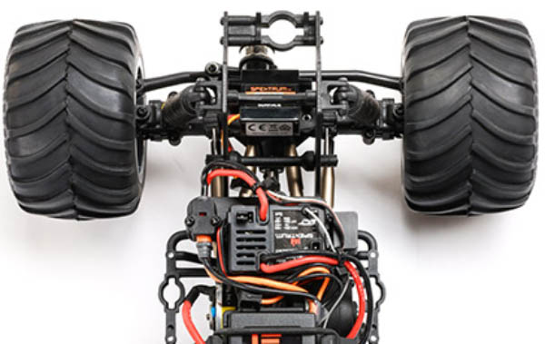 4x4 DRIVETRAIN WITH CENTER SPOOL