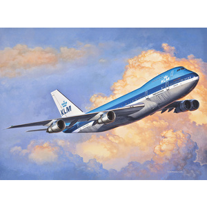 Revell 03999 Boeing 747-200 Jumbo Jet Model 1:450 Scale Model
