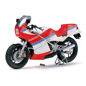 Tamiya 14029 Suzuki RG250 Γ with Full Options 1:12 Scale Model Motorcycle Series no.29