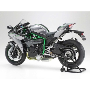 Tamiya 14136 KAWASAKI NINJA H2 CARBON 1:12 Scale Model Motor Bike