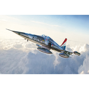 F-5A Freedom Fighter 1:72 Scale Plastic Model Kit