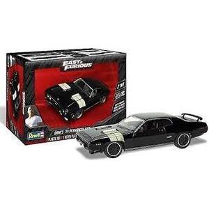 Revell Dom's '71 Plymouth GTX 2 'n 1 Plastic Model Kit