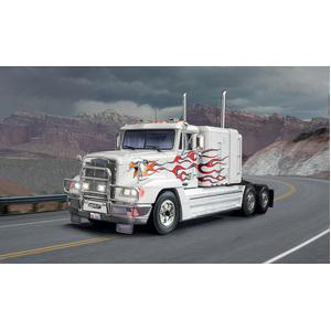Italeri 3925 Freightliner FLD 120 Special 1/24 Scale Model Plastic Kit