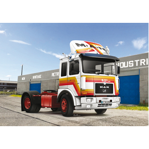 Italeri 3946 Truck MAN F8 19.321 4x2 1/24 Scale Model
