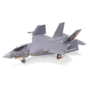 Tamiya 60794 Lockheed Martin F-35C Lightning II 1/72 Scale Plastic Model Kit