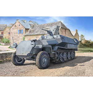 Italeri 7079 Sd.Kfz. 251/10 1/72 Scale Plastic Model Kit