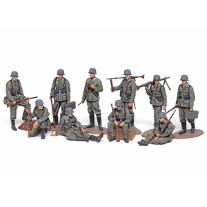 Tamiya 32602 WWII Wehrmacht Infantry Set 1:48 Scale Model Military Miniature Series no.102