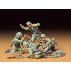 Tamiya 35193 German Infantry Mortar Team 1:35 Military Miniature Series no.193