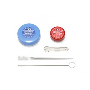 Tamiya 74548 Airbrush Cleaning Kit Tamiya Spray-Work Series