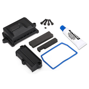 TRAXXAS 7724 Box, receiver (sealed)/ wire cover/ foam pads/ silicone grease/ 3x15 CS (4)