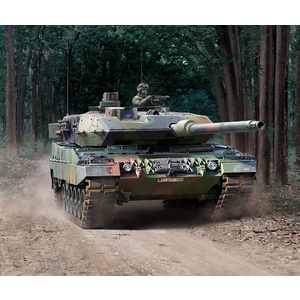 Revell 03281 Leopard 2 A6/A6NL Scale: 1:35 Scale Model