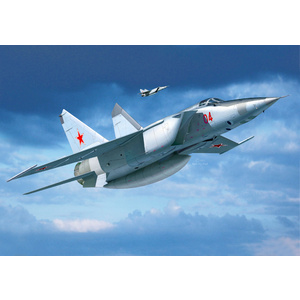 Revell 03878 MiG-25 RBT 1:72 Scale Model