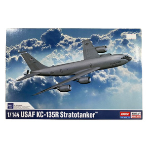 Academy 12638 USAF KC-135R Stratotanker 1/144 Scale Plastic Model Kit
