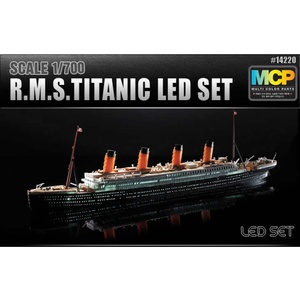 Academy 14220 R.M.S. TITANIC + LED SET 1/700 Scale Model Boat
