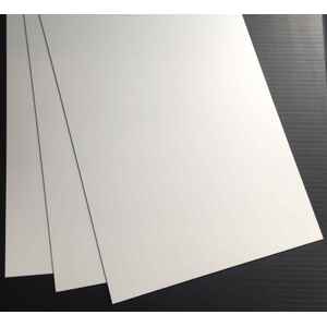 Evergreen, 3 Styrene Sheets 530mm - 1.0mm 9105
