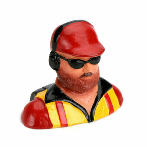 Hangar 9 1/6 Pilot - w/ Beard, Hat Headphones & Glasses  HAN9117