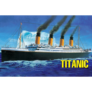 R.M.S. Titanic 81305 Plastic Model Ship 1 : 550