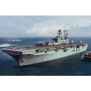 Hobby Boss 1/700 USS Bataan LHD-5 83406