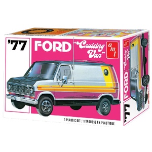 AMT 1108 1977 Ford Cruising Van 1:25 Scale Model Kit