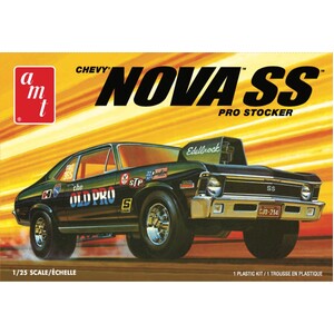 AMT 1142 1972 Chevy Nova SS "Old Pro" 1:25 Scale Model Plastic Kit