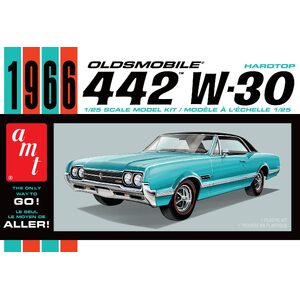 AMT 1432 1966 Olds 442 Hardtop 1/25 Scale Plastic Model Kit
