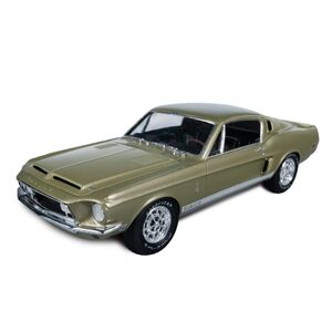 AMT 634 1968 Shelby GT500 1:25 Scale Model Kit