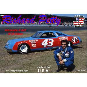Salvinos J R RPO1979D Richard Petty 43 Oldsmobile 442 Winner 1979 1/25th Scale Model Plastic Kit